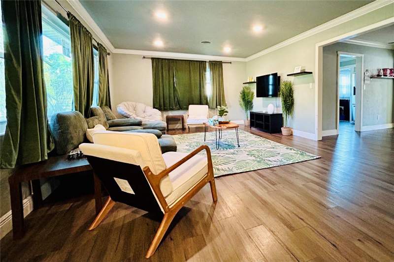 4 bedroom Single Family Residence at 302 Forest Avenue, Sanlando, Altamonte Springs — photo 4