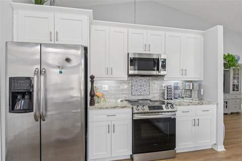 9330 New Orleans Drive, Weeki Wachee FL - photo 15 of 42