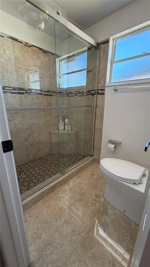 6713 Willow Spring Court, Tampa FL - photo 15 of 40