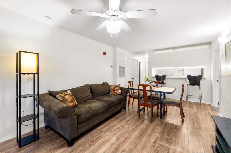 4 bedroom Condominium at 4000 SW 23rd Street #4-303, Countryside University, Gainesville — photo 4