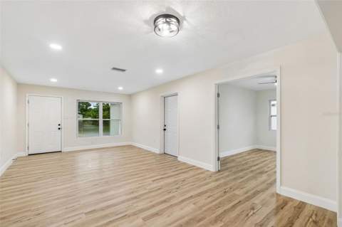 6781 33rd Avenue, St Petersburg FL - photo 9 of 63