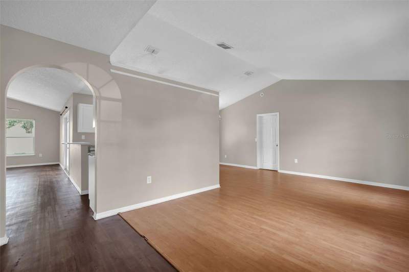 3 bedroom Single Family Residence at 525 CARLSBAD DRIVE, POINCIANA VILLAGE 1 NBHD 1 SOUTH, KISSIMMEE — photo 2