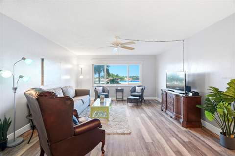 4725 Cove Circle #306, St Petersburg FL - photo 6 of 6