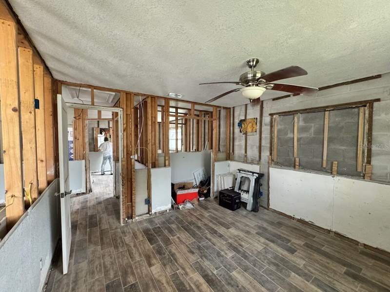 3 bedroom Single Family Residence at 5451 Bayou Grande Boulevard, Shore Acres Bayou Grande Sec, St Petersburg — photo 5