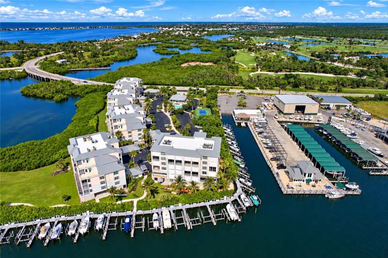3 bedroom Condominium at 13113 Gasparilla Road #502, Boca Vista Harbor Bldg A, Placida — photo 4