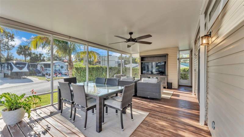 1 bedroom Manufactured Home at 2307 Limewood Avenue, Elite Resorts At Citrus Valley Condo Unit 19, Clermont — photo 4