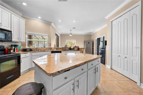 13040 Quigley Avenue, Weeki Wachee FL - photo 12 of 33