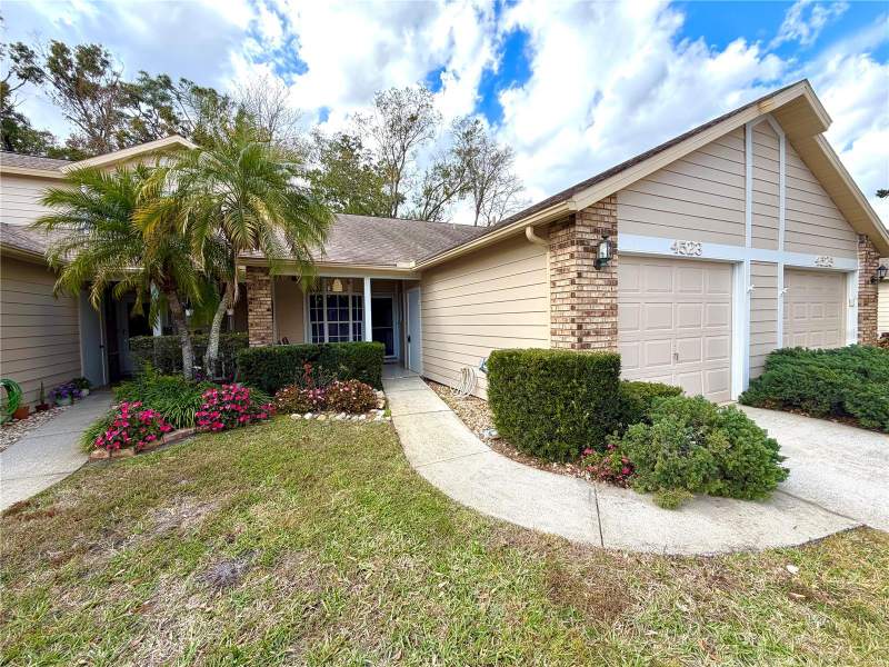 4523 GLEN HOLLOW home for sale in Briar Patch