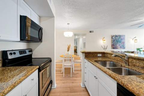 5156 Conroy Road #26, Orlando FL - photo 9 of 31