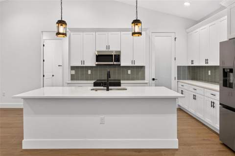 381 Carriage Lane, Lady Lake FL - photo 16 of 59