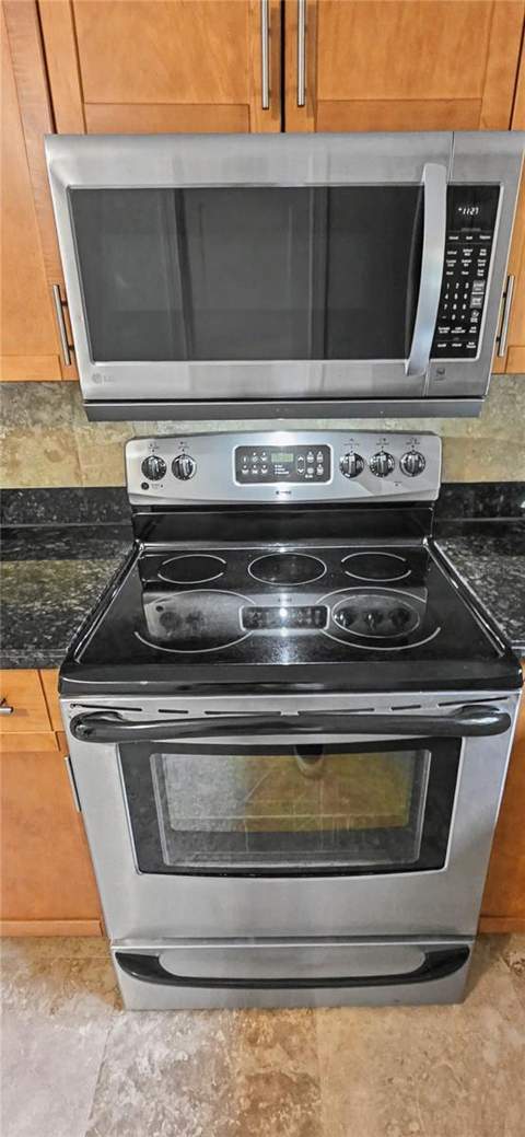 3087 Duane Avenue, Oldsmar FL - photo 9 of 30
