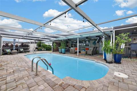 6510 Solitaire Palm Way, Apollo Beach FL - photo 11 of 93