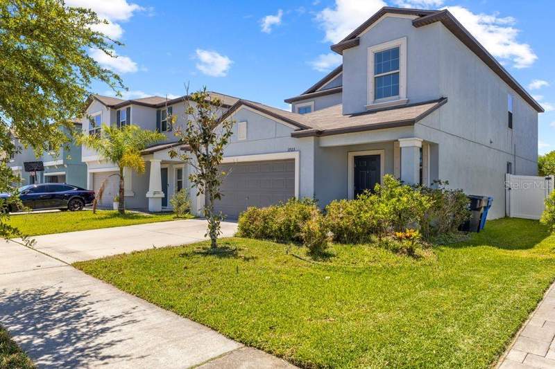 5 bedroom Single Family Residence at 3703 Globe Thistle Drive, Touchstone Ph 2, Tampa — photo 3