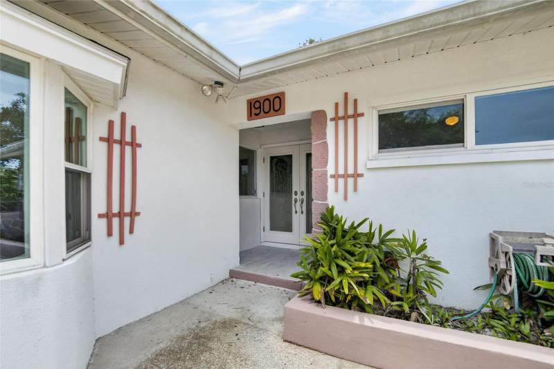 3 bedroom Single Family Residence at 1900 Stanton Ave, Belleair Manor Unit 1 & 2, Largo — photo 3