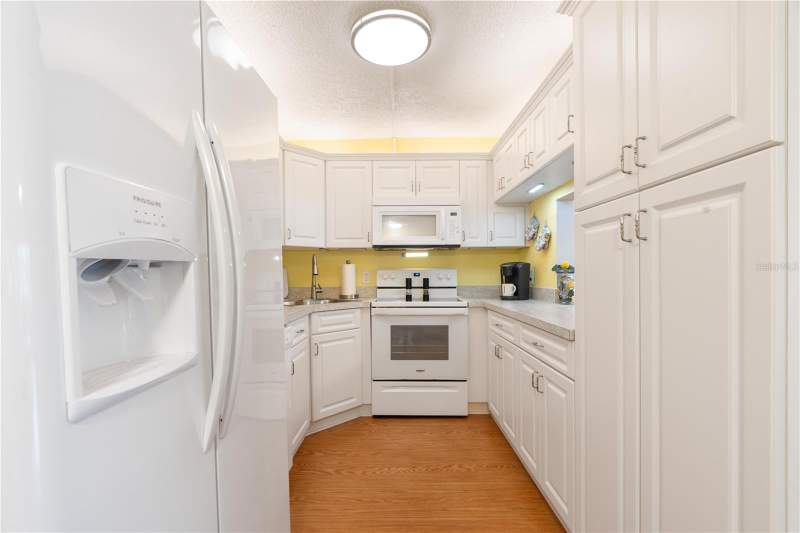 2 bedroom Condominium at 12218 FOX CHASE DRIVE #C1, PINE RIDGE AT SUGAR CREEK, HUDSON — photo 2