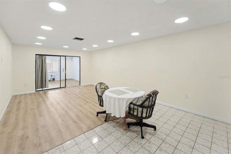 2 bedroom Villa at 5870 38th Avenue #43, Parkwood Condo, St Petersburg — photo 5
