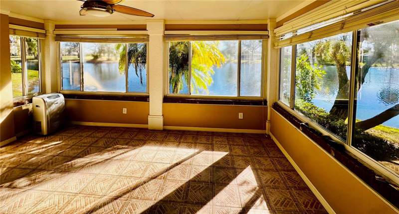 3 bedroom Single Family Residence at 801 Silverthorn Lane, Fairway Palms A Condo, Sun City Center — photo 3
