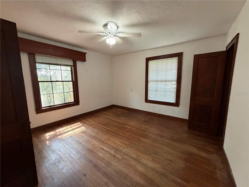 3 bedroom Single Family Residence at 1740 NW 7th Avenue, Forest Park Sub, Gainesville — photo 2
