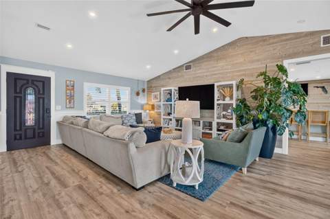 503 Johns Pass Avenue, Madeira Beach FL - photo 7 of 64