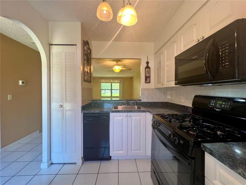 1 bedroom Villa at 2989 Flint Drive, Mission Hills Condo, Clearwater — photo 3