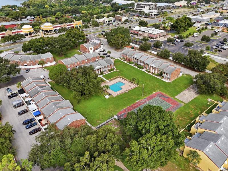 3 bedroom Condominium at 5850 Cypress Gardens Boulevard #303, Royal Crescent Condo, Winter Haven — photo 3