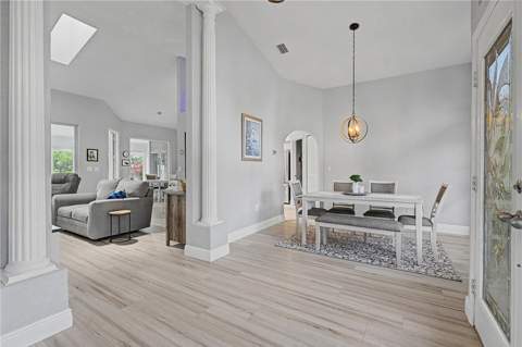 6207 Huntington Drive, Zephyrhills FL - photo 13 of 50