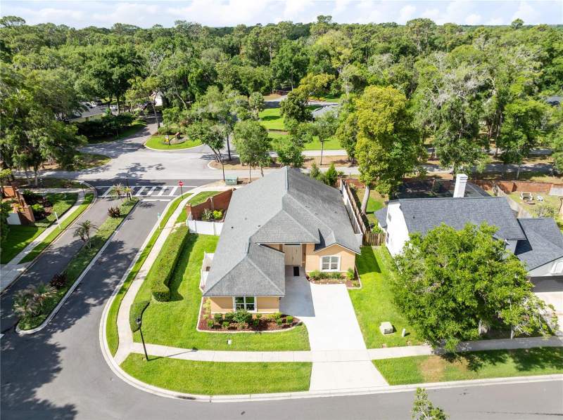 3 bedroom Single Family Residence at 683 Oak Hollow Way, Country Creek Estates, Altamonte Springs — photo 3
