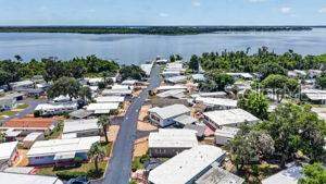 2 bedroom Mobile Home at 3896 Picciola #224, Griffwood Co-Op, Fruitland Park — photo 4