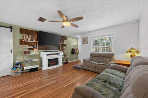 6070 73rd Street, St Petersburg FL - photo 6 of 6