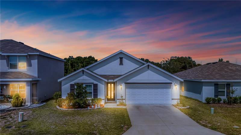 8669 TRIUMPH CIRCLE