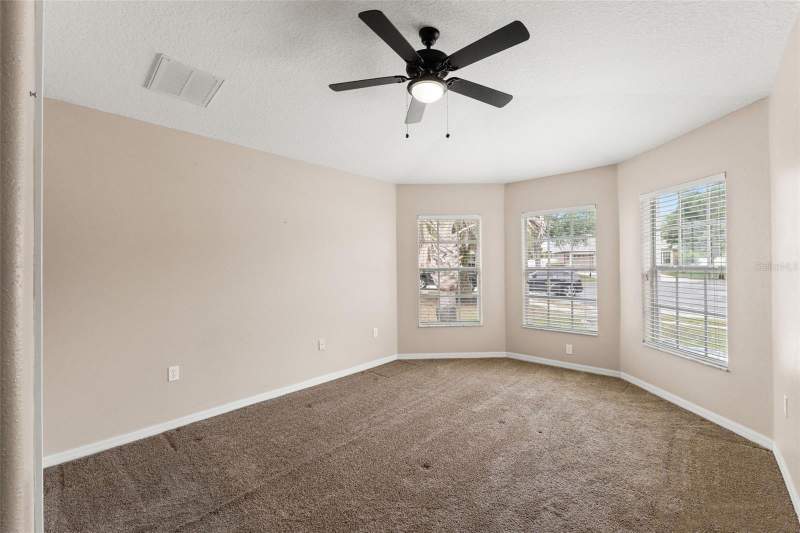 4 bedroom Single Family Residence at 4490 Ayrshire Drive, Sterling Hill Ph 1A, Spring Hill — photo 5