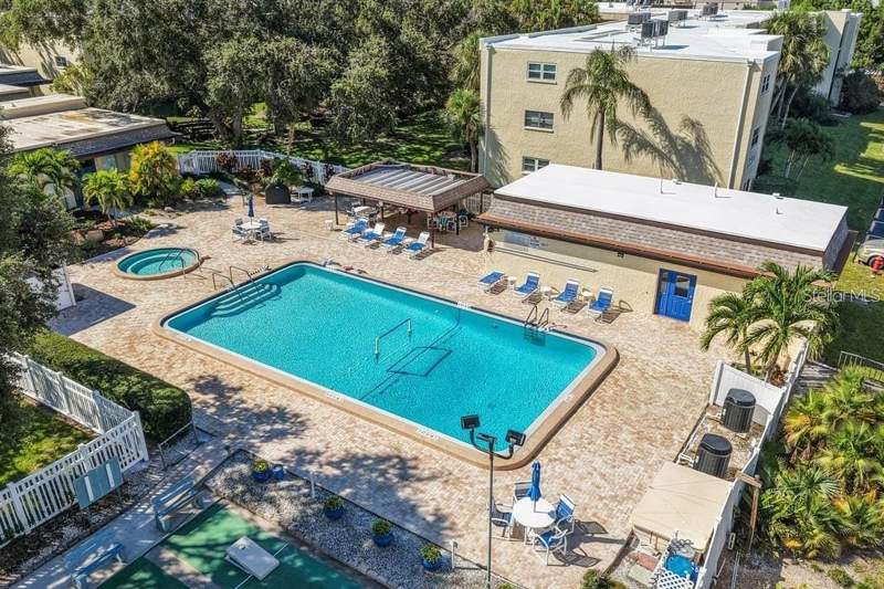 1 bedroom Condominium at 11485 Oakhurst Road #200-208, Waters Edge 3 Condo, Largo — photo 2