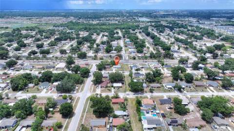 8204 Allamanda Avenue, Tampa FL - photo 21 of 28