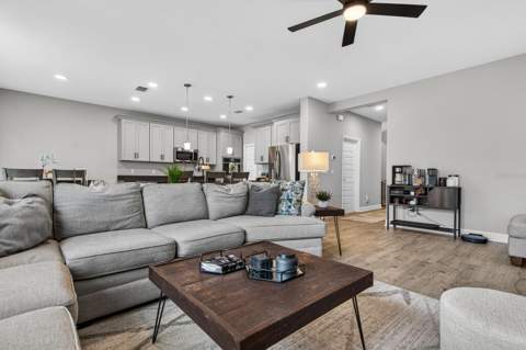 7241 Notched Pine Bend, Wesley Chapel FL - photo 9 of 59
