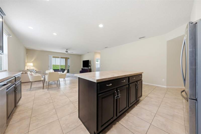 3 bedroom Single Family Residence at 20945 Oldenburg Loop, Sullivan Ranch Sub, Mount Dora — photo 4