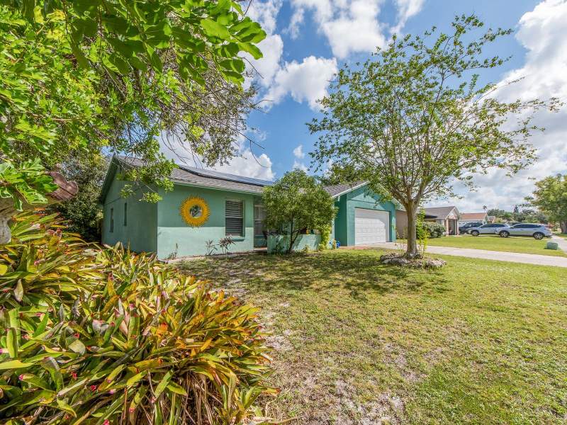 3 bedroom Single Family Residence at 1832 Seton Drive, Montclair Lake Estates, Clearwater — photo 2