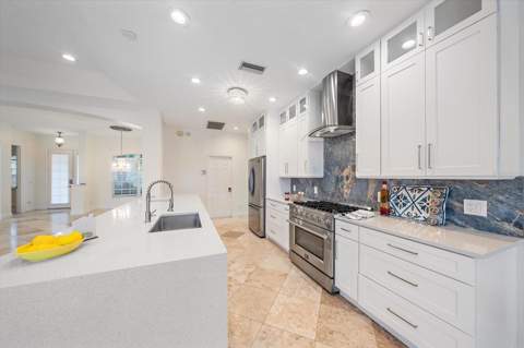 11915 Clubhouse Drive, Lakewood Ranch FL - photo 20 of 54