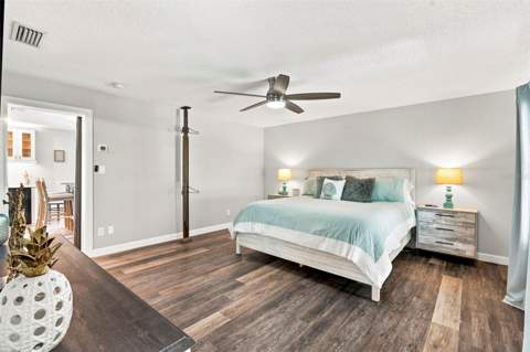 5023 Starfish Drive #E, St Petersburg FL - photo 20 of 56