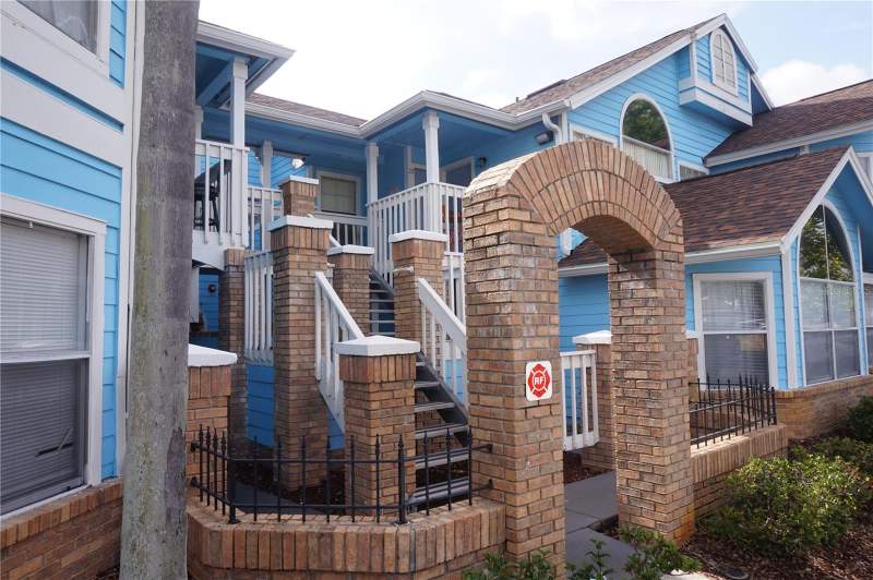 2749 N POINCIANA BOULEVARD #24 home for sale in Villas At Somerset