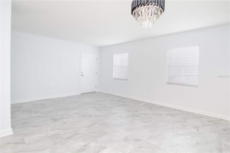 1 bedroom Condominium at 1115 Rue Des Chateaux #1A, Les Chateaux Condo, South Pasadena — photo 2