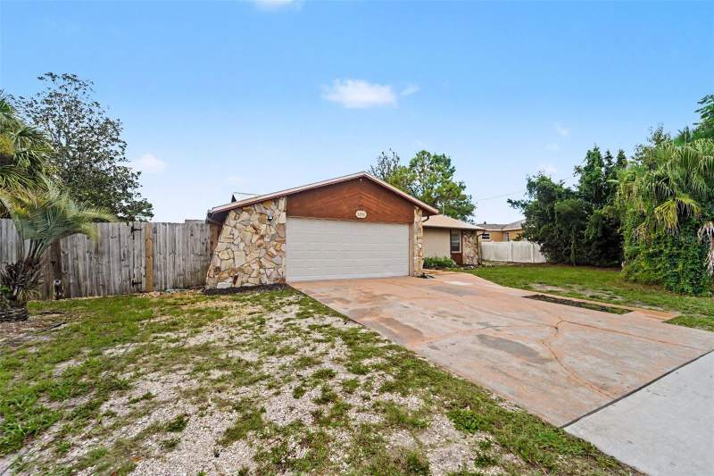 3 bedroom Single Family Residence at 5296 Freeport Drive, Spring Hill, Spring Hill — photo 3