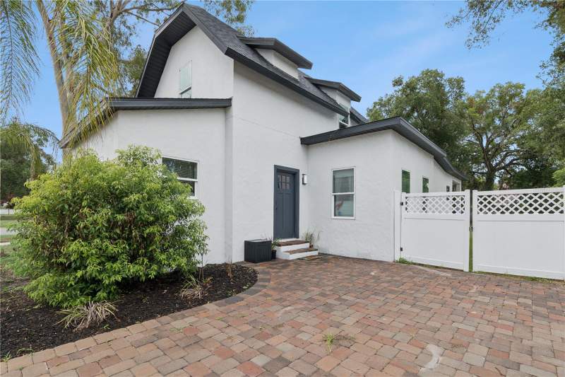 3 bedroom Single Family Residence at 732 E Orange Avenue, Eustis, Eustis — photo 4