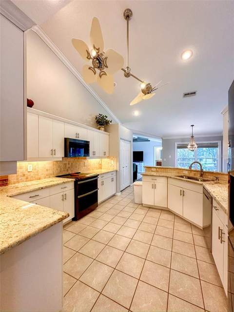 9233 Irondale Lane, Hudson FL - photo 11 of 42
