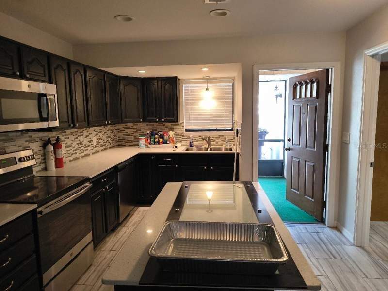 3 bedroom Townhouse at 1120 N ILLINOIS AVENUE, PARK LANE VILLAS, ST CLOUD — photo 3