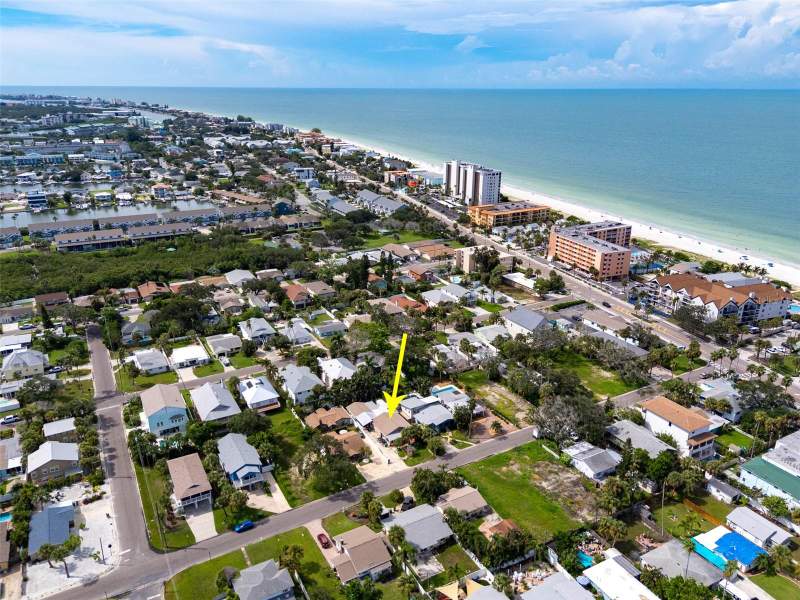 3 bedroom Single Family Residence at 117 12th Avenue, Indian Beach Re-Revised 1st Add, Indian Rocks Beach — photo 1