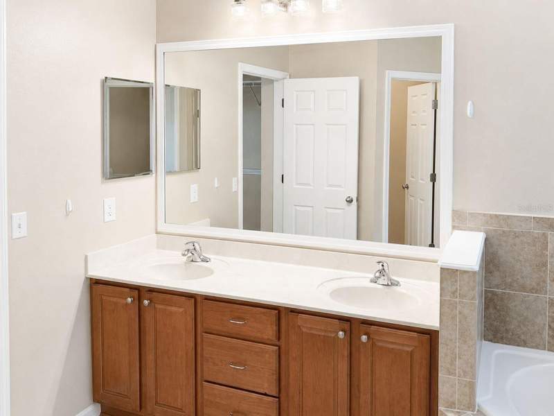 3 bedroom Single Family Residence at 9964 NW 22nd Road, Ellis Park Ph 1, Gainesville — photo 5