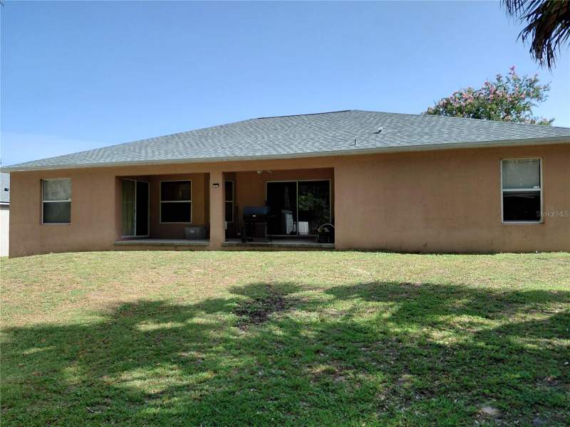4 bedroom Single Family Residence at 2716 NE 24th Place, Raven Glen Un 01, Ocala — photo 4