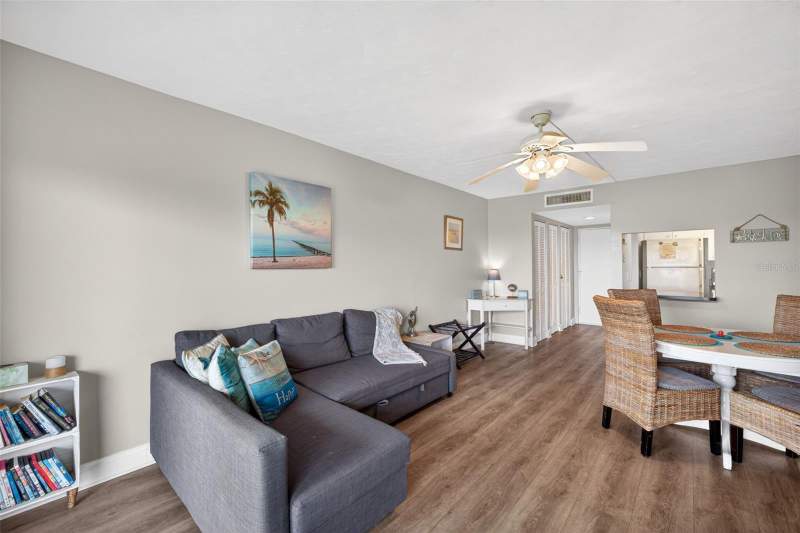 1 bedroom Condominium at 19451 Gulf Boulevard #204, Bay Shores Yacht & Tennis Club, Indian Shores — photo 5