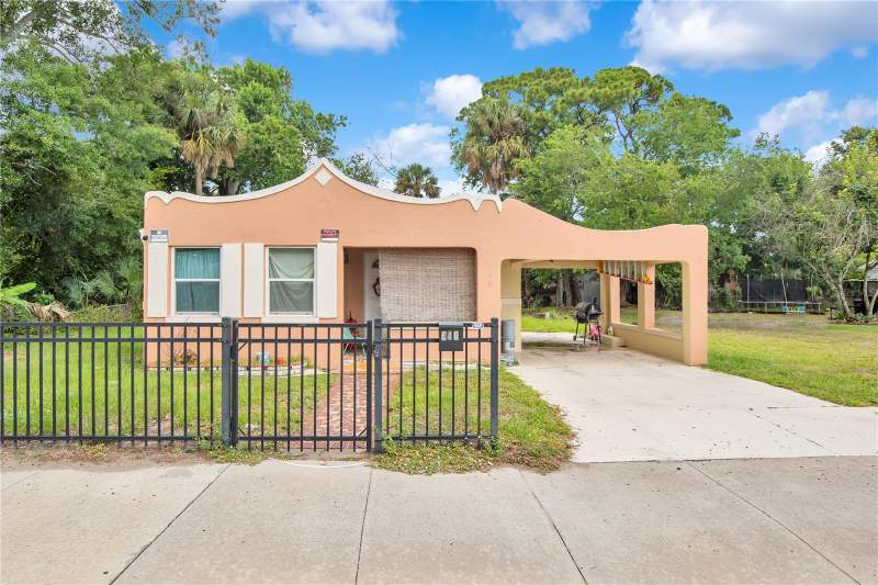 3 bedroom Single Family Residence at 640 Orange Avenue, Rowladers Add 05 Blk 33 Daytona, Daytona Beach — photo 2