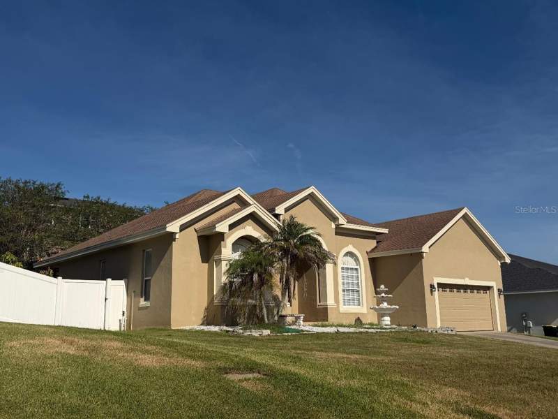 4 bedroom Single Family Residence at 5667 Vintage View Avenue, Vintage View Ph 02, Lakeland — photo 3